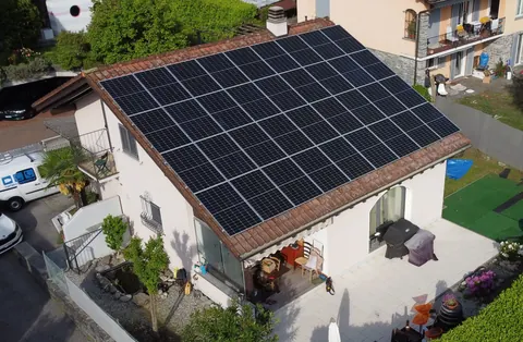 Impianto fotovoltaico da 14.58 kWp realizzato da Matasci Sagl a Solduno