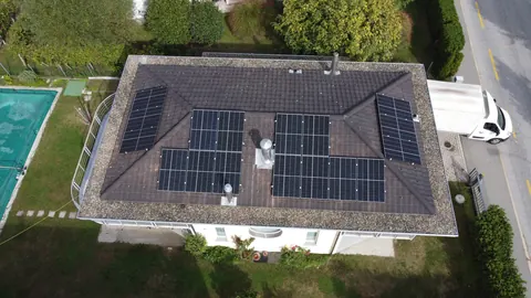 Impianto fotovoltaico da 6.8 kWp realizzato da Matasci Sagl a Bellinzona