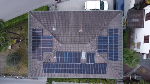Impianto fotovoltaico da 9.6 kWp realizzato da Matasci Sagl a Gordola
