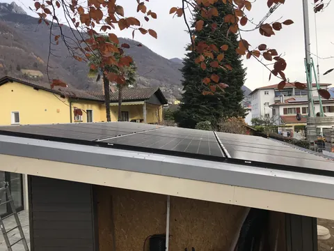 Impianto fotovoltaico da 6.3 kWp realizzato da Matasci Sagl a Gordola
