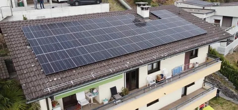 Impianto fotovoltaico da 13.6 kWp realizzato da Matasci Sagl a Gordola
