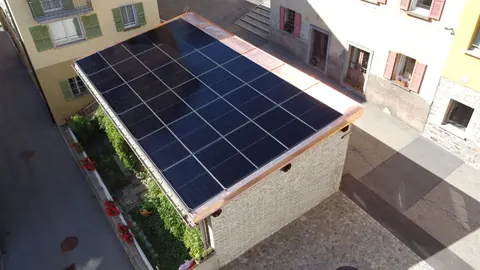 Impianto fotovoltaico da 12 kWp realizzato da Matasci Sagl a Airolo