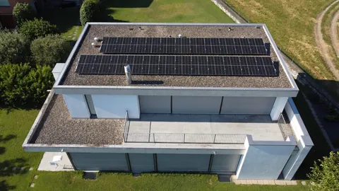 Impianto fotovoltaico da 9.2 kWp realizzato da Matasci Sagl a Gudo